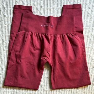 NVGTN Solid Seamless Leggings Carmine Size M